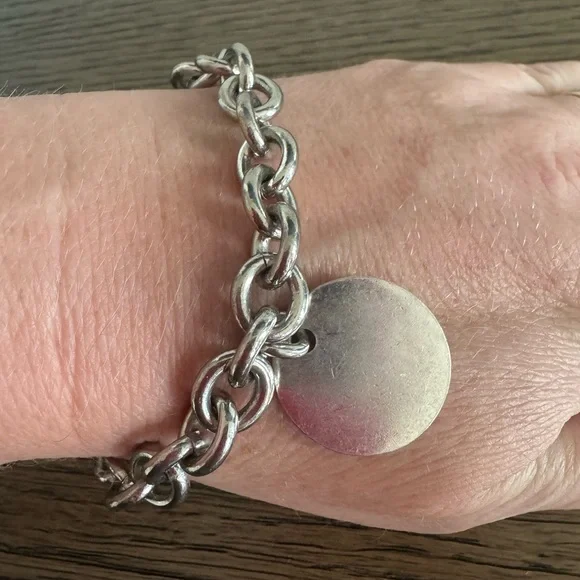 Tiffany & Co. Silver Chain Return To Tiffany Round Bracelet - Picture 4 of 7